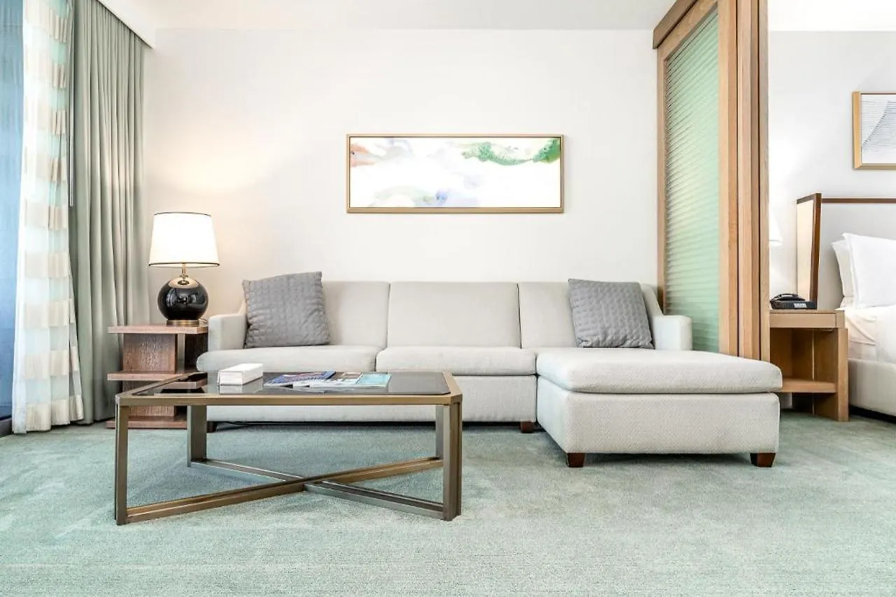 Отель Real Select At The Ritz Carlton Residences, Waikiki Oahu