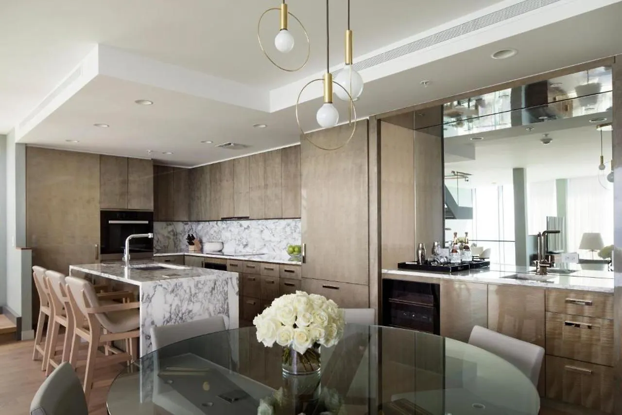 Отель Real Select At The Ritz Carlton Residences, Waikiki 5*