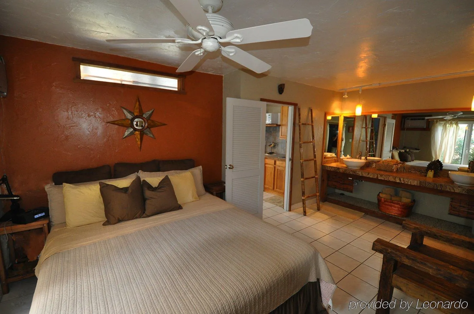 Tiki Moon Villa Oahu