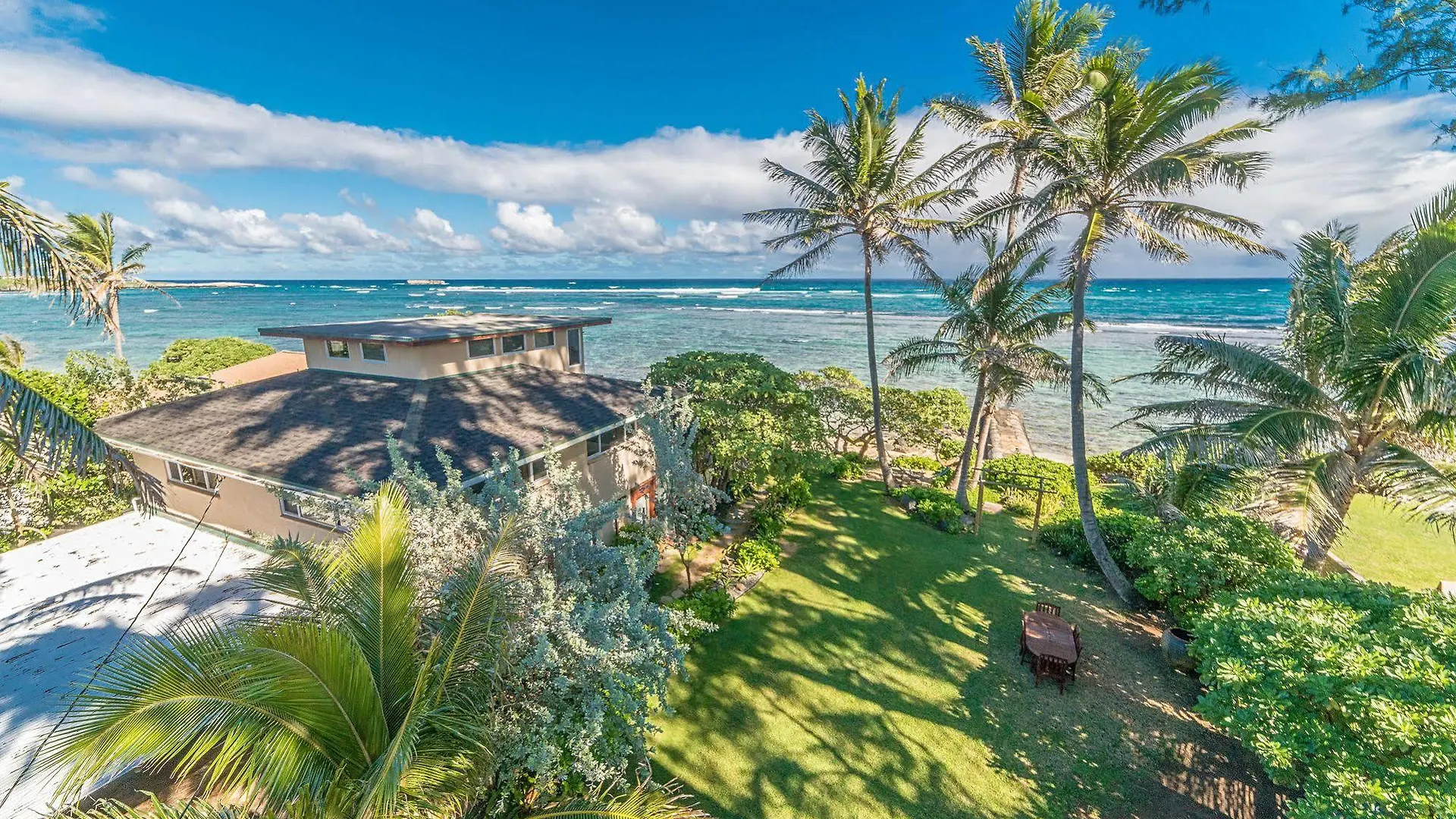 Tiki Moon Villa Oahu