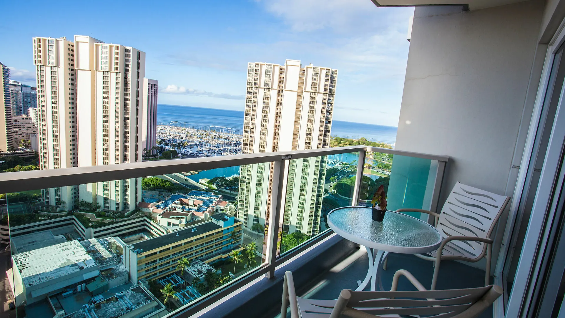 Hotel Ala Moana By Airpads 3*