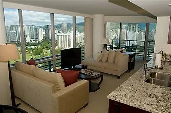 Hotel Jet Luxury At The Trump Waikiki