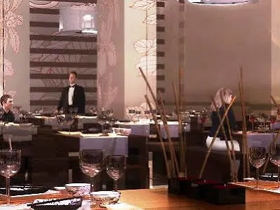 Jet Luxury At The Trump Waikiki Hotel