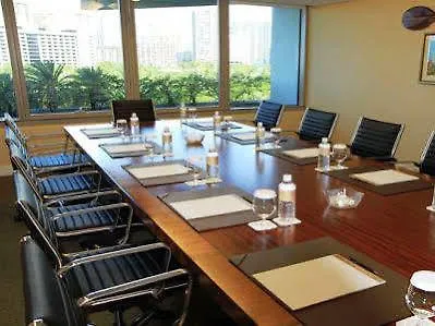 Jet Luxury At The Trump Waikiki Hotel
