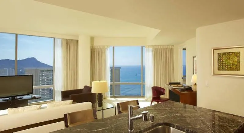 Jet Luxury At The Trump Waikiki Hotel