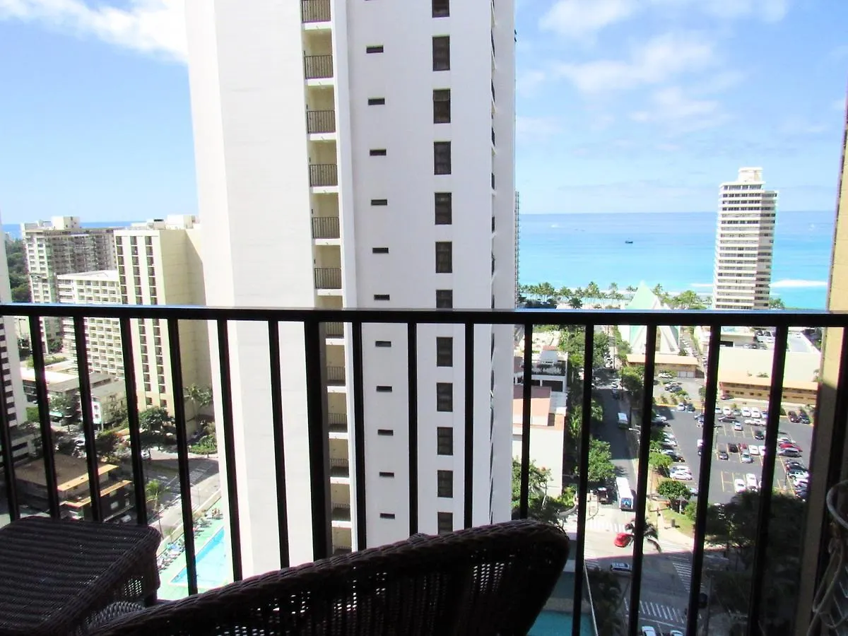 Waikiki Banyan Ocean View Apartment Oahu