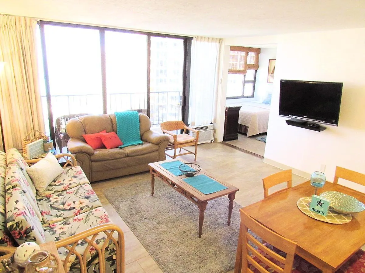 Waikiki Banyan Ocean View Apartment