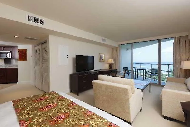 Jet Luxury At The Trump Waikiki Hotel