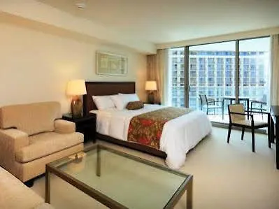 Jet Luxury At The Trump Waikiki