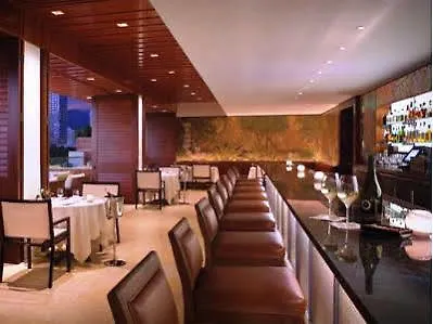 Hotel Jet Luxury At The Trump Waikiki Oahu